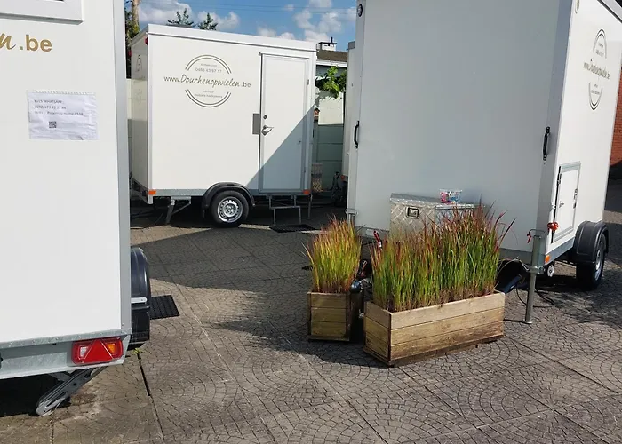Pop Up Camping & Hotel Tomorrow\'S Paradise & Private Transport Tml